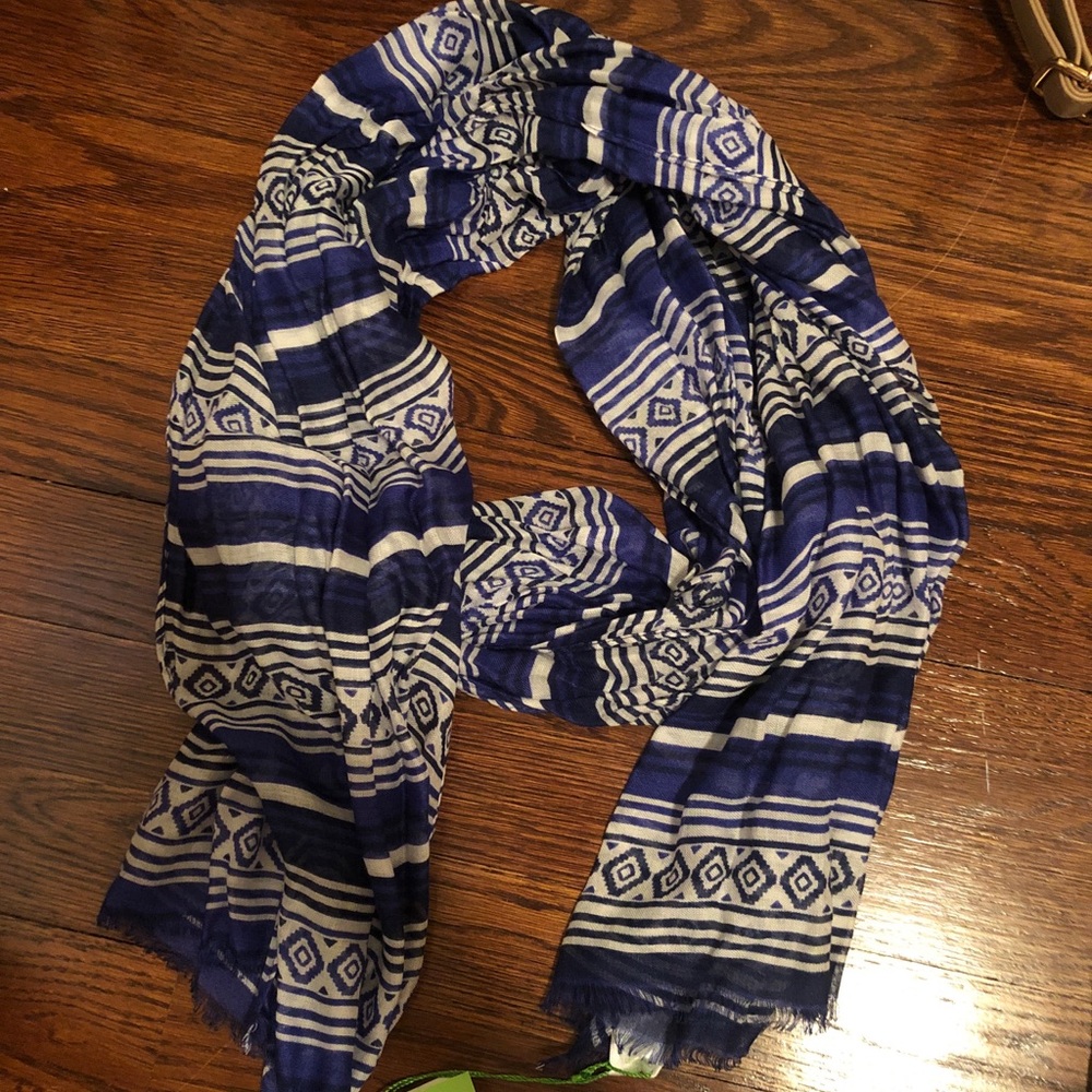 Vera Bradley Soft Fringe Scarf Serape Cobalt